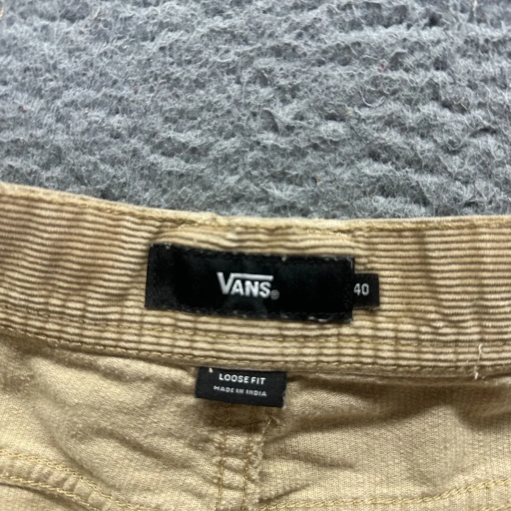 VTG Vans Shorts Mens 40 Brown Cotton Corduroy Carpenter Loose Skateboard Baggy